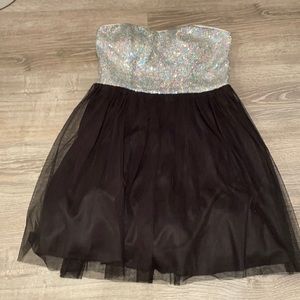Sparkle / Sequin Mini Dress - Size 7